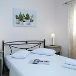 Aparthotel Avra