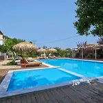 Avra Aparthotel Lefkada City