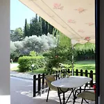 Aparthotel Avra